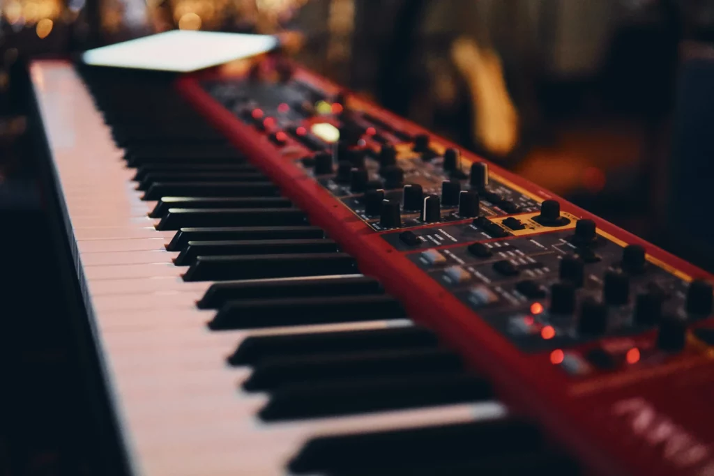 a close up of a piano